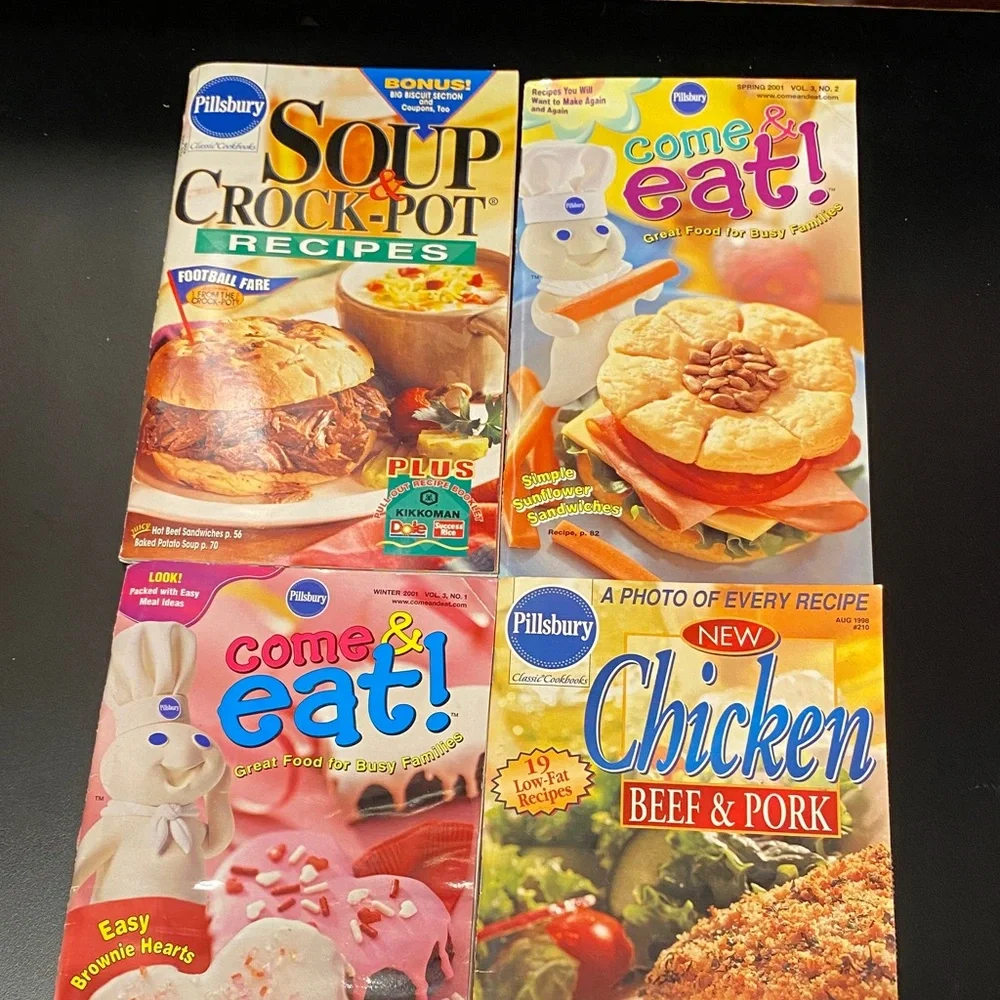 Pillsbury cookbook magazine four Booklet vintage Set